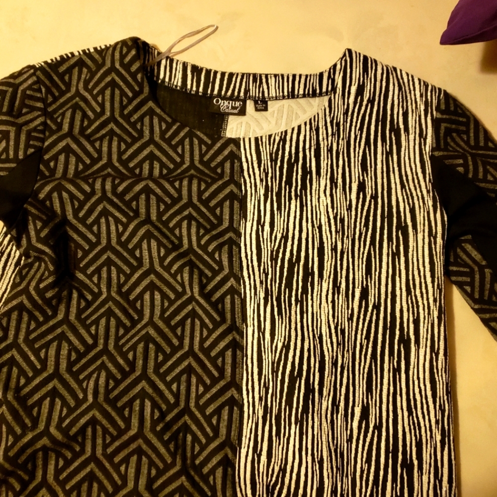 Chic Onque Geometric Pattern Knit Top